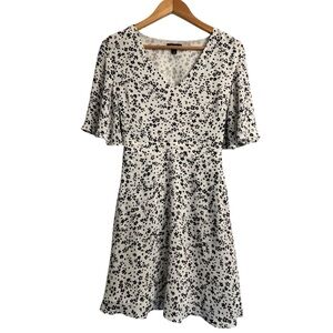 RW&CO Floral V-Neck Mini Dress Size XS